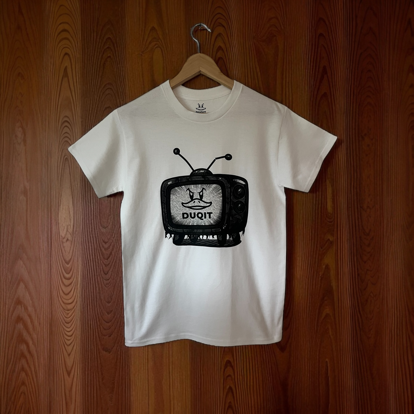 DUQIT TV SHIRT