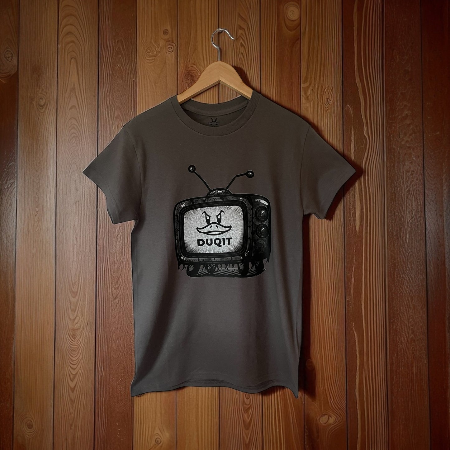 DUQIT TV SHIRT