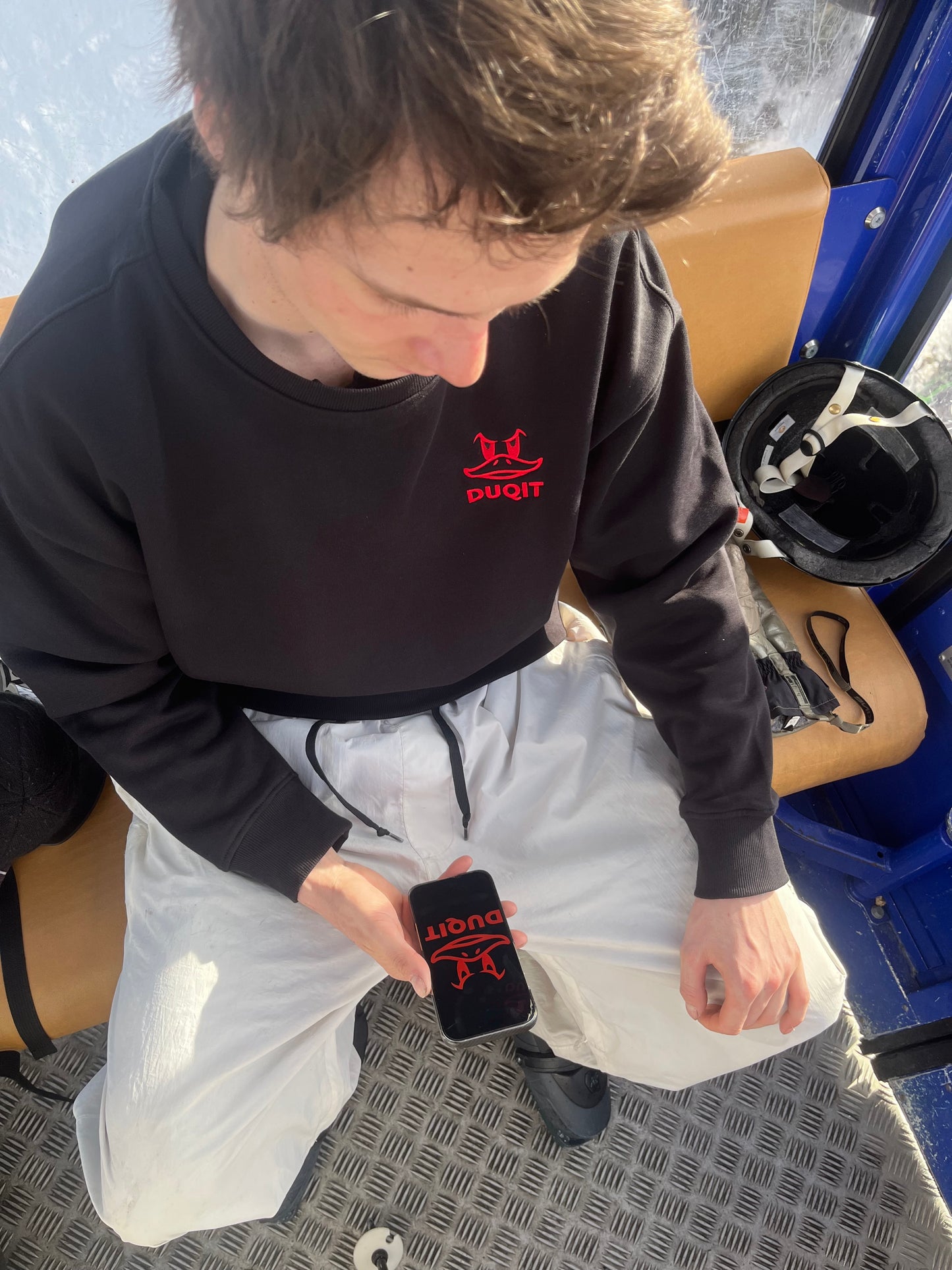 DUQIT Signature Crewneck